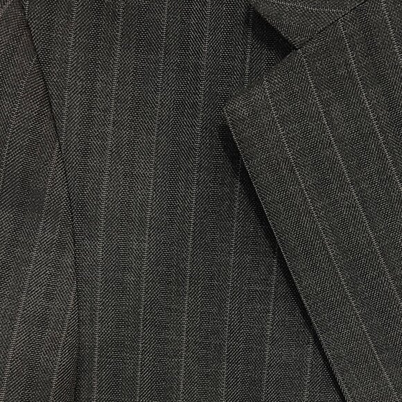 Boys Black Perry Ellis Pinstripe Suit – Size 16 Regular – Excellent Condition - Picture 3 of 7